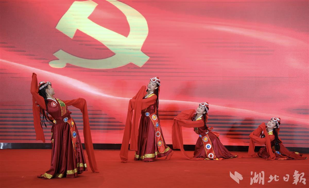 恋爱中有其他的追求者怎么办？游戏画面