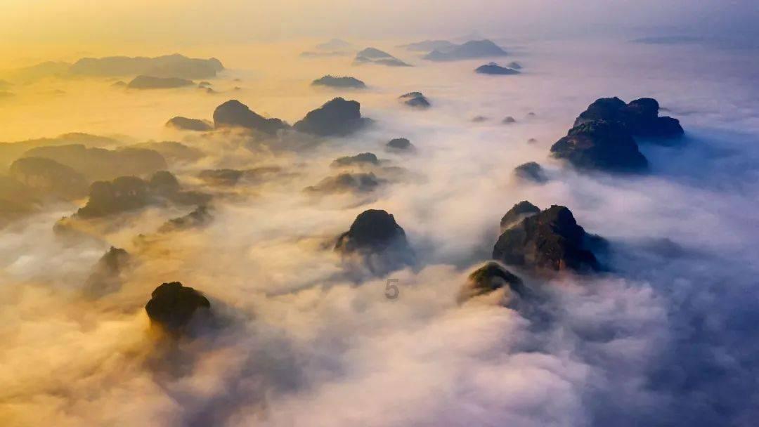 天空之山